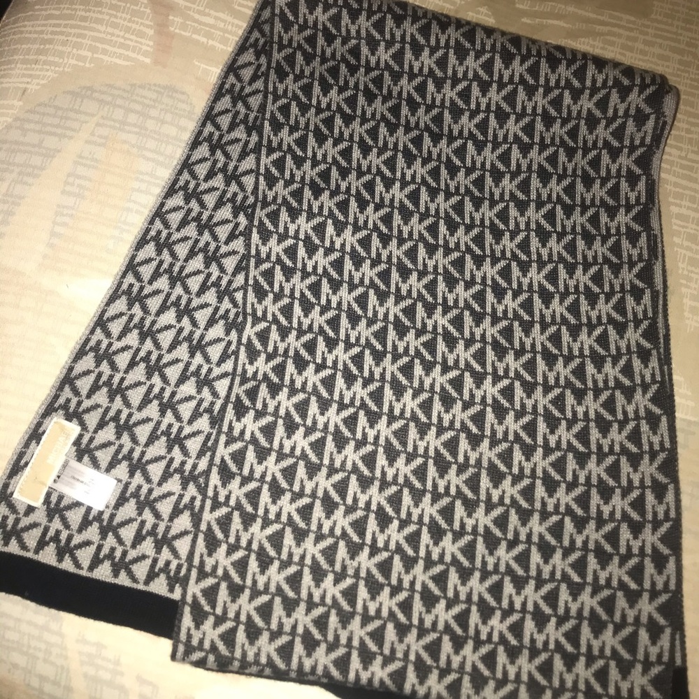Michael Kors Scarf
